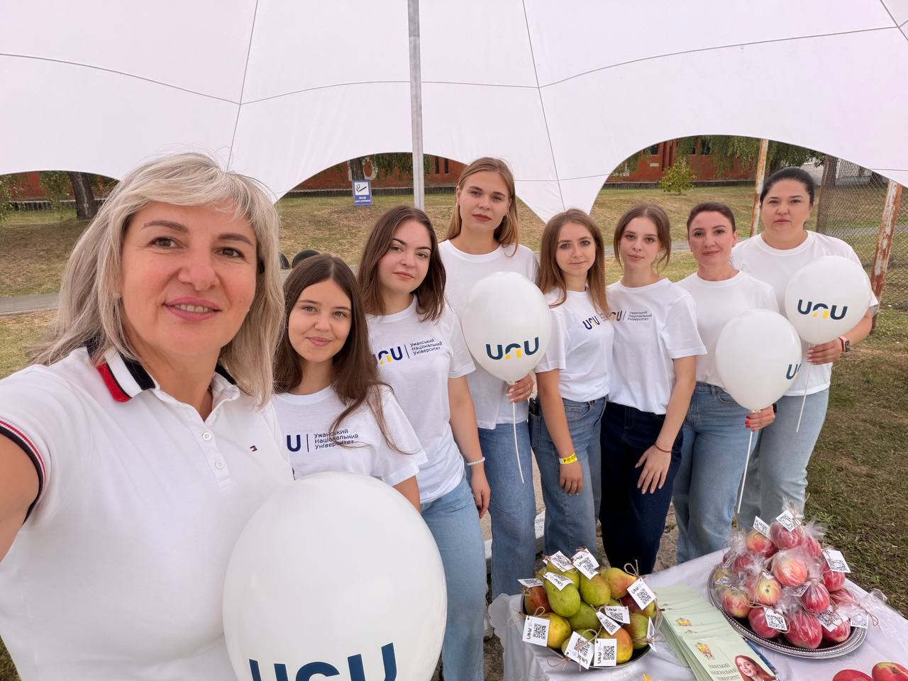 Центр освітньої та професійної орієнтації представив освітні можливості під час музичного фестивалю Holiday Fest Music